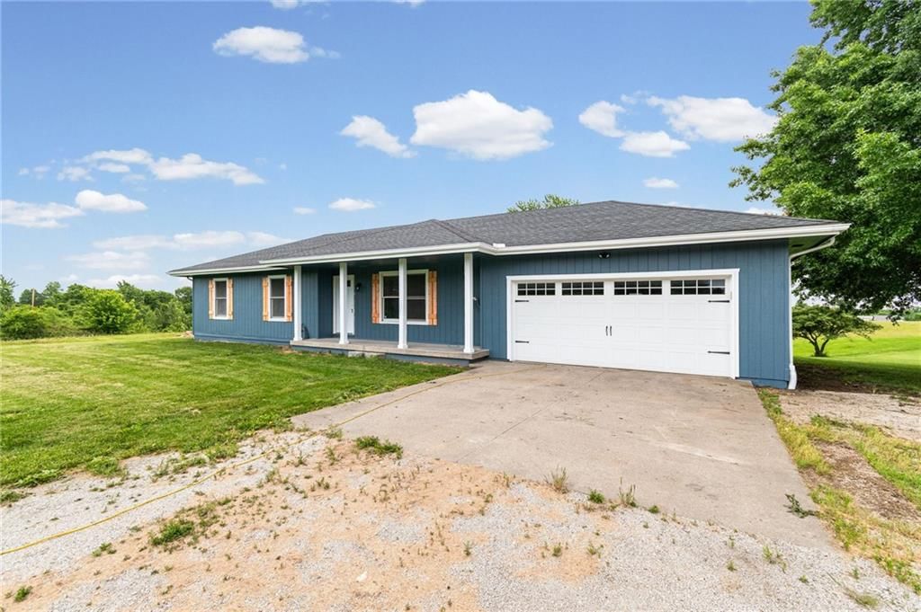 8531 Southpoint Drive — photo 4