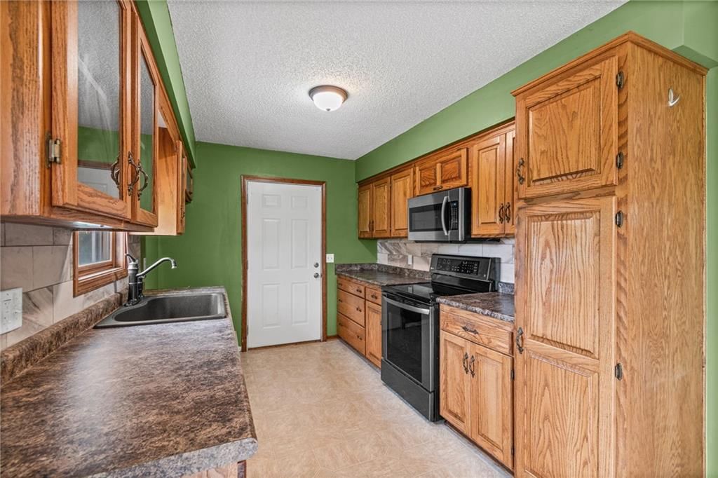 8531 Southpoint Drive — photo 11