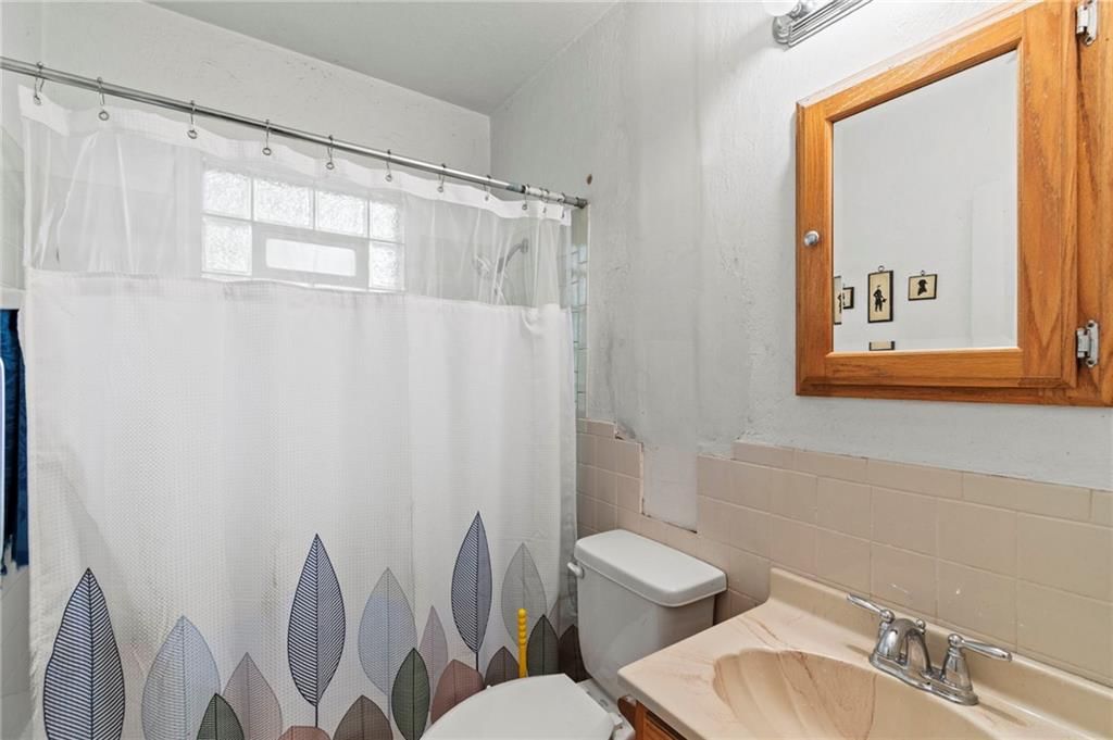 5342 Horton Street — photo 15