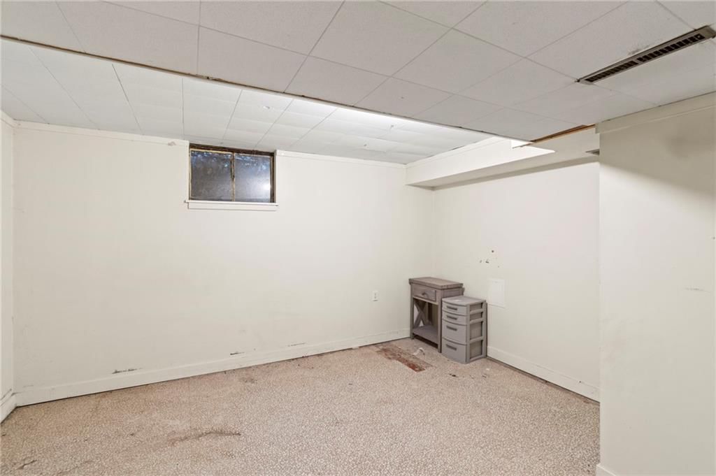5342 Horton Street — photo 18