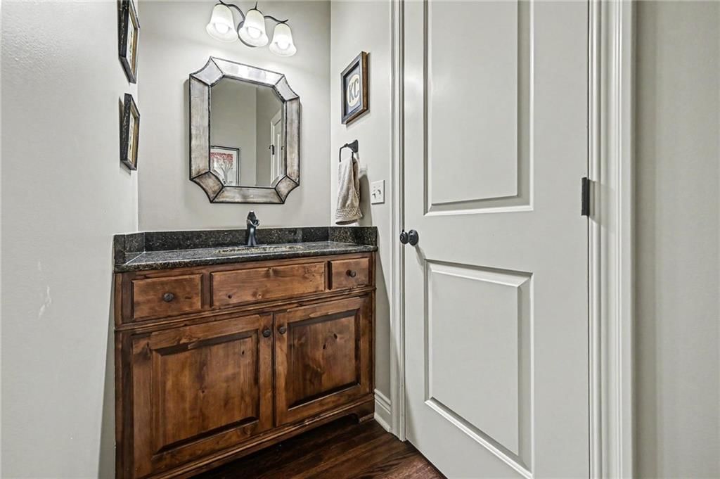 8245 Westlake Drive — photo 11