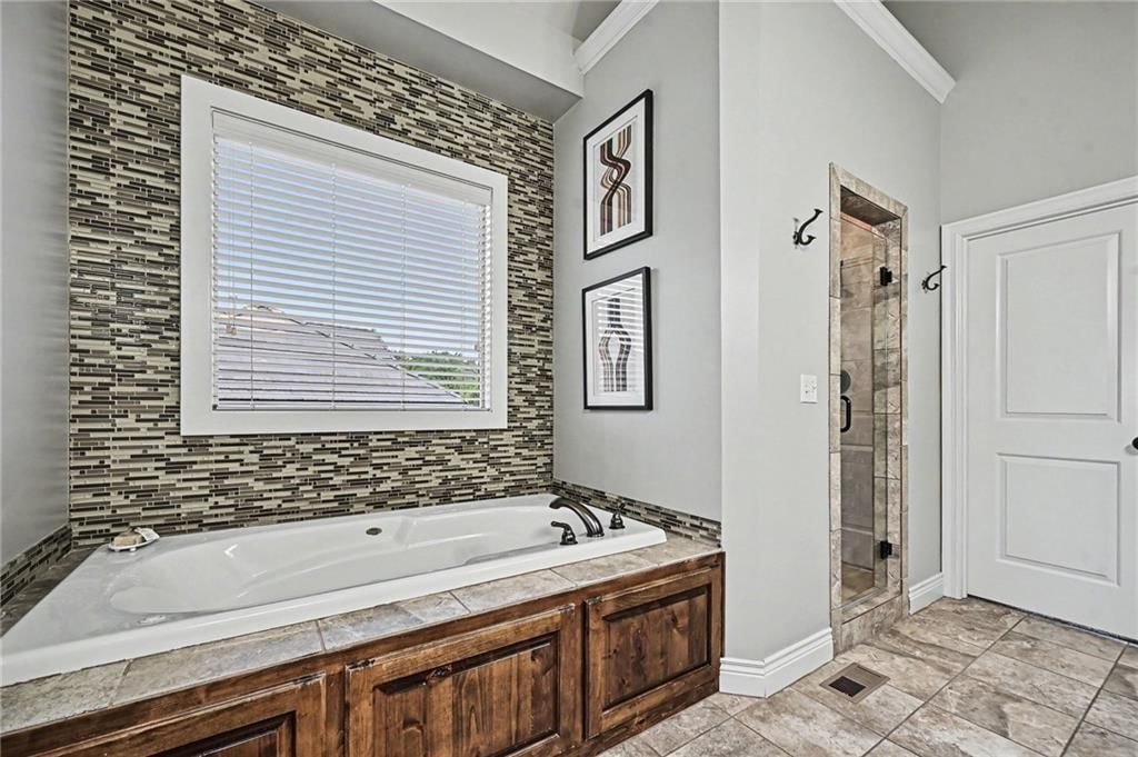 8245 Westlake Drive — photo 15