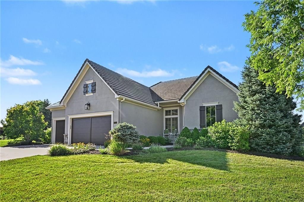 8245 Westlake Drive — photo 35