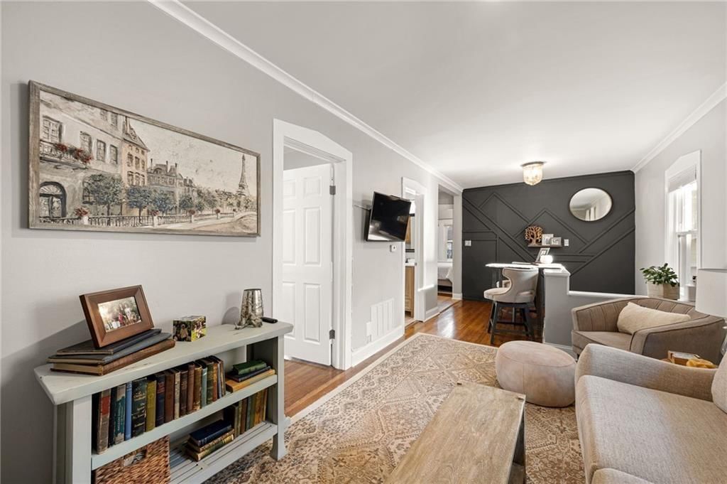 703 W 77th Street — photo 2