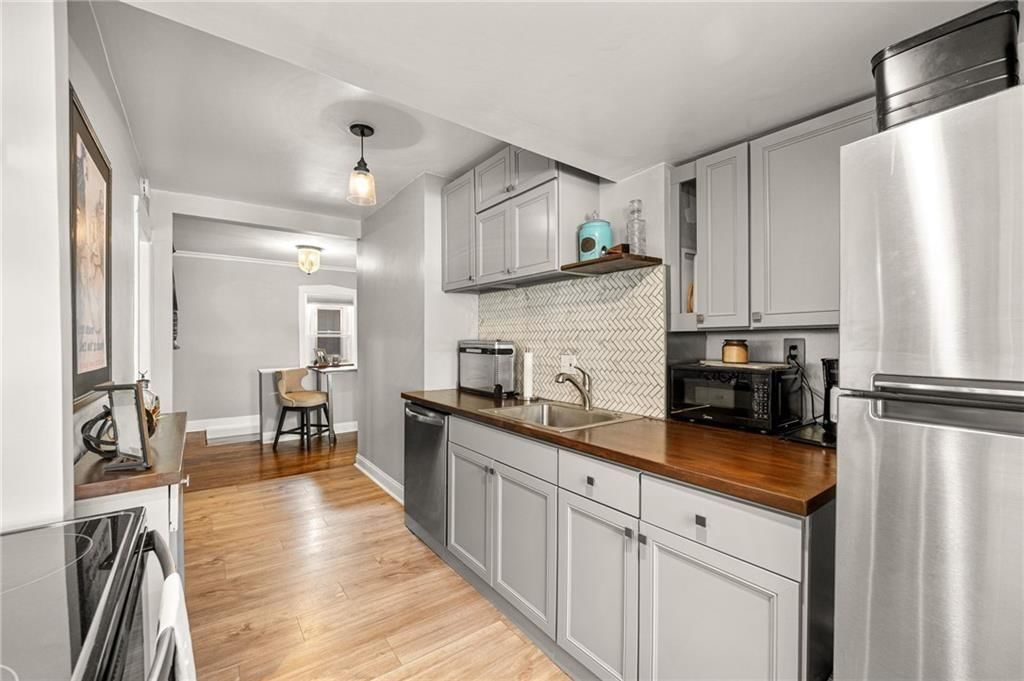 703 W 77th Street — photo 12
