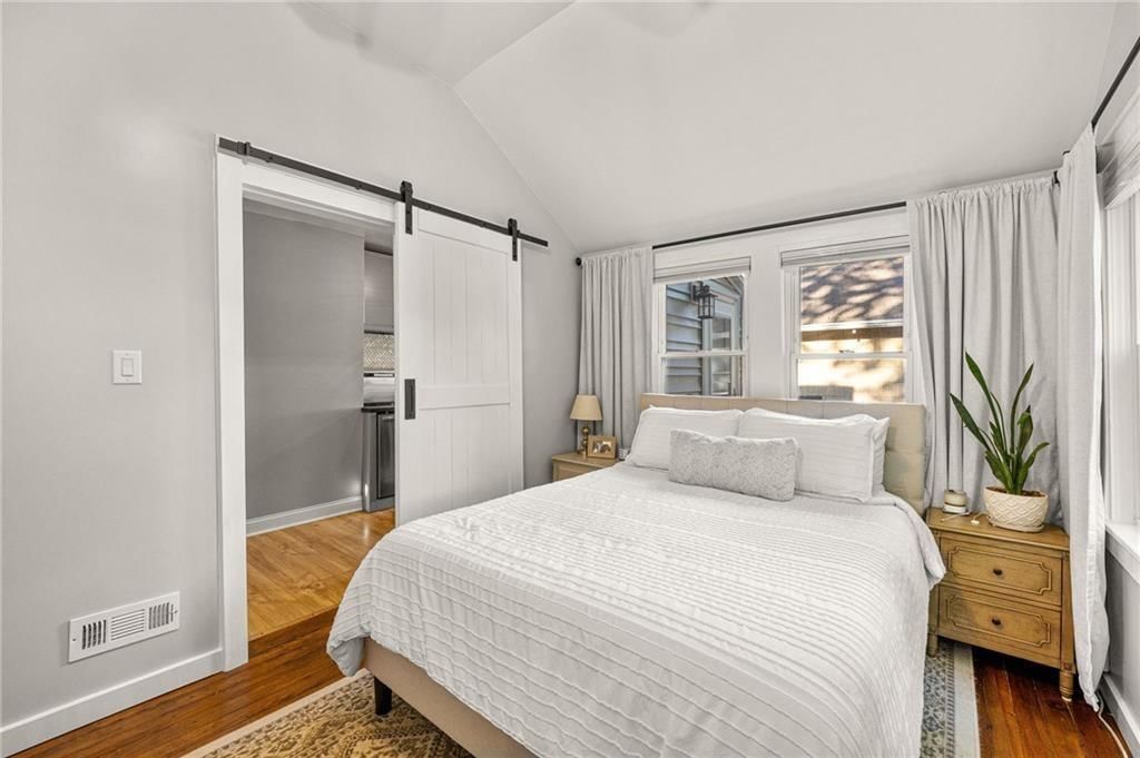 703 W 77th Street — photo 14