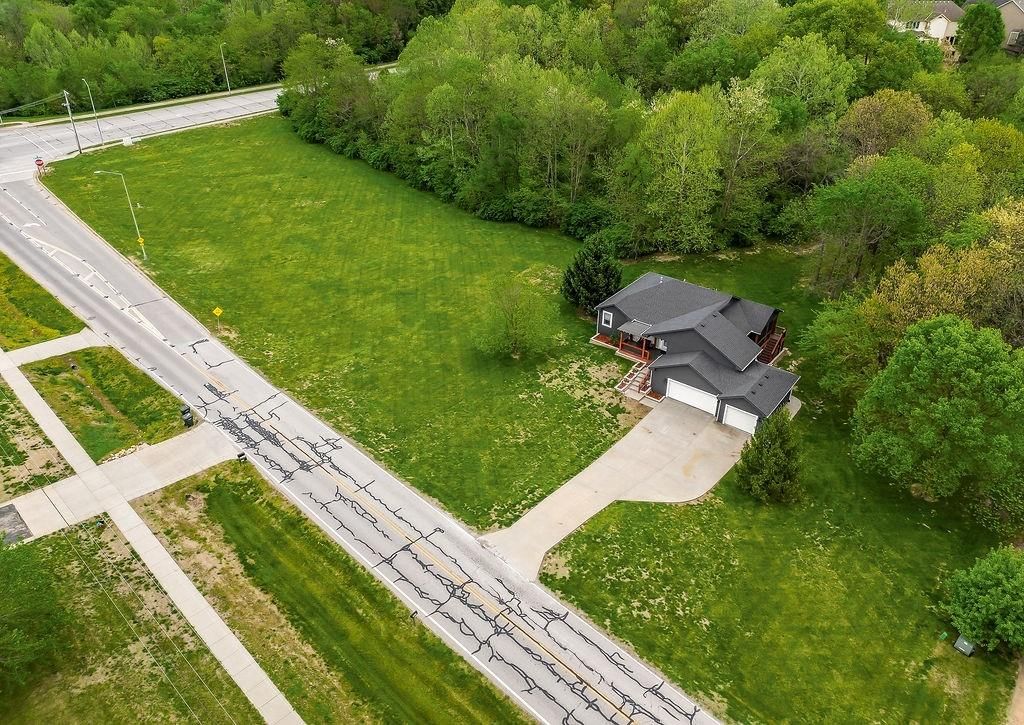 3651 Tonganoxie Road — photo 30