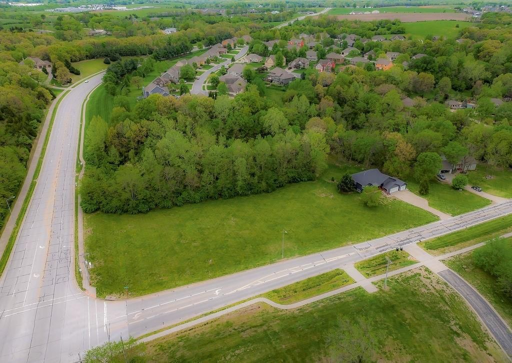3651 Tonganoxie Road — photo 31