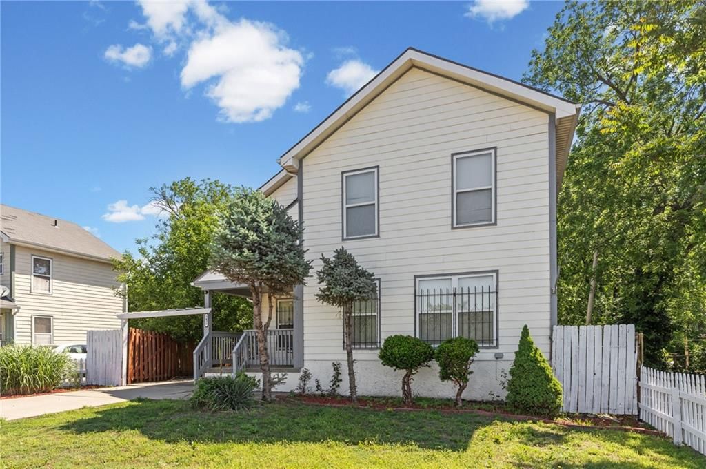 3435 Euclid Avenue — photo 2