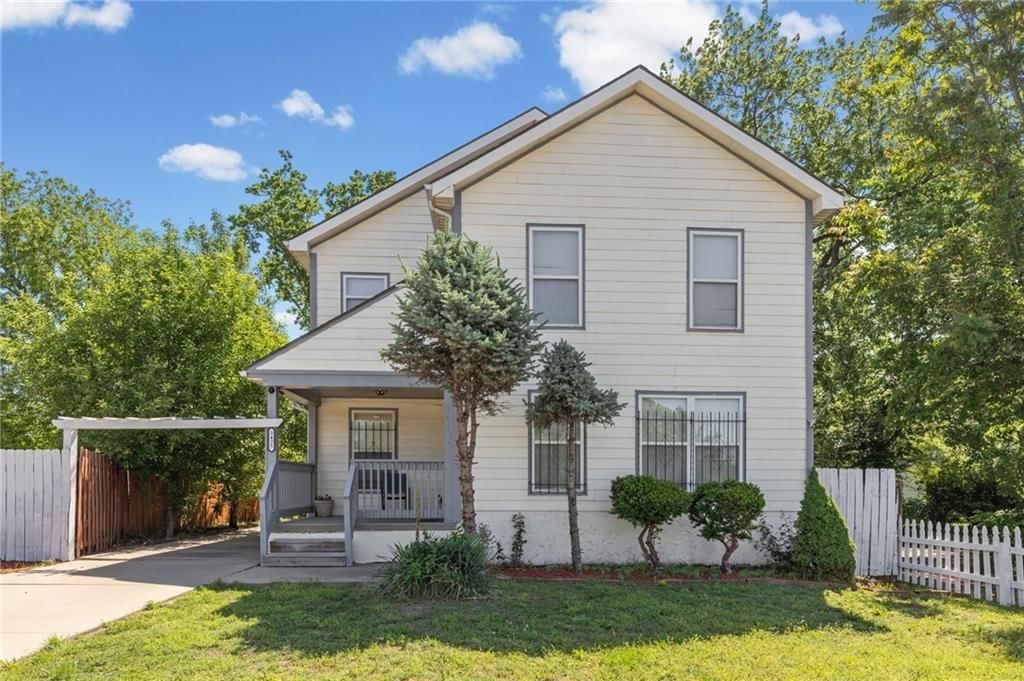 3435 Euclid Avenue — photo 3