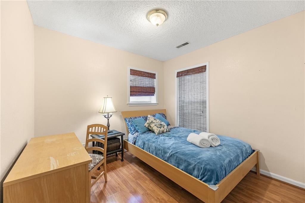3435 Euclid Avenue — photo 23