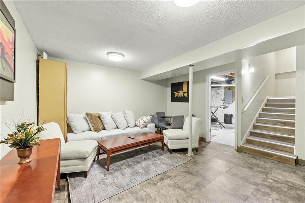 3435 Euclid Avenue — photo 26