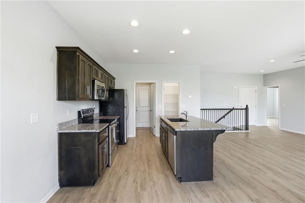 21709 N Ridge Court — photo 14