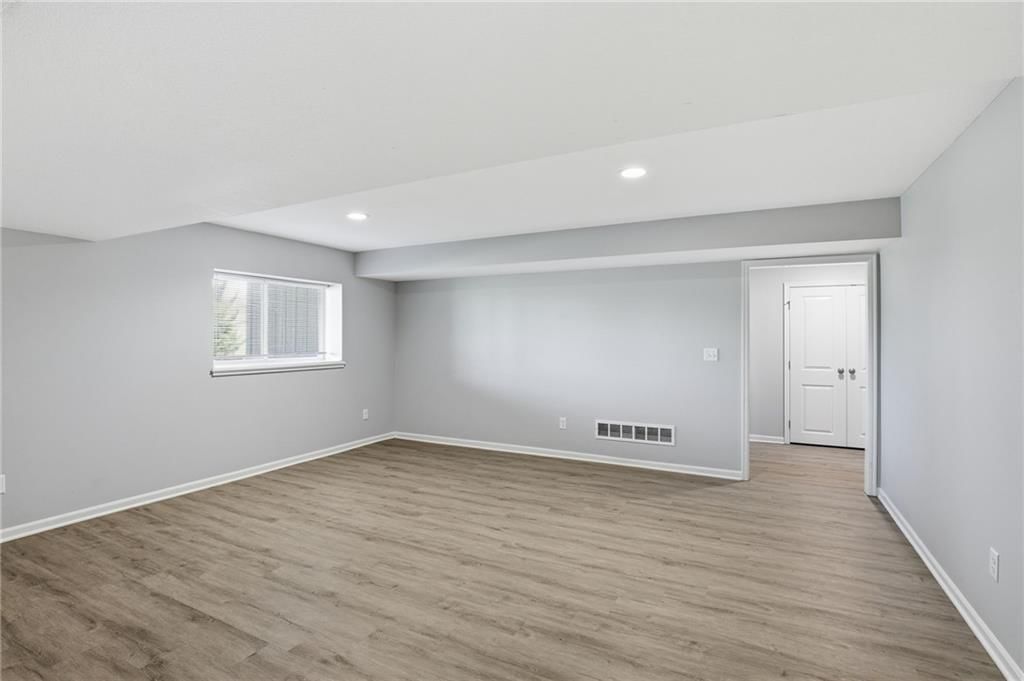 21709 N Ridge Court — photo 33