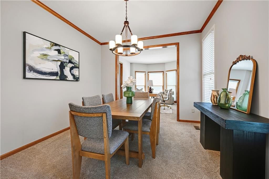 8537 W 145th Terrace — photo 9