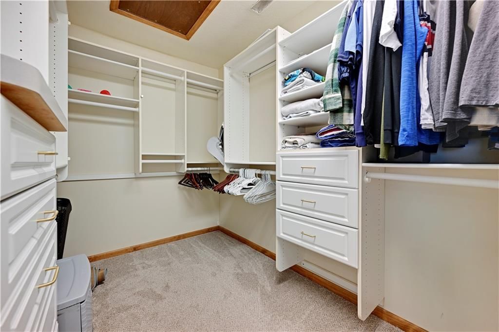8537 W 145th Terrace — photo 32