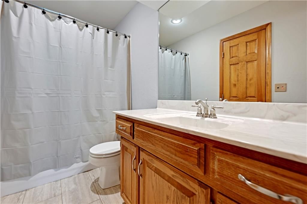 8537 W 145th Terrace — photo 35