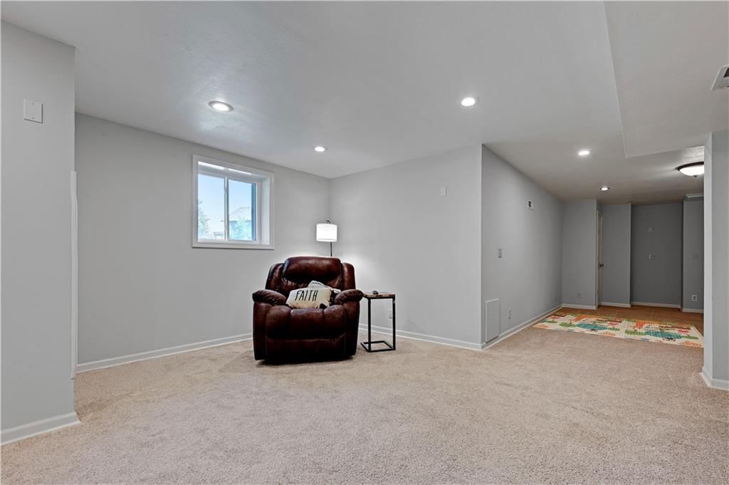 8537 W 145th Terrace — photo 39