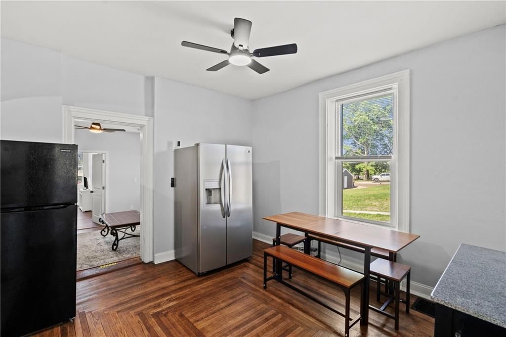 222 W Market Street — photo 8