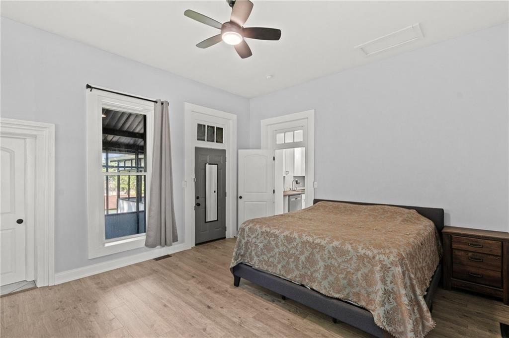 222 W Market Street — photo 21