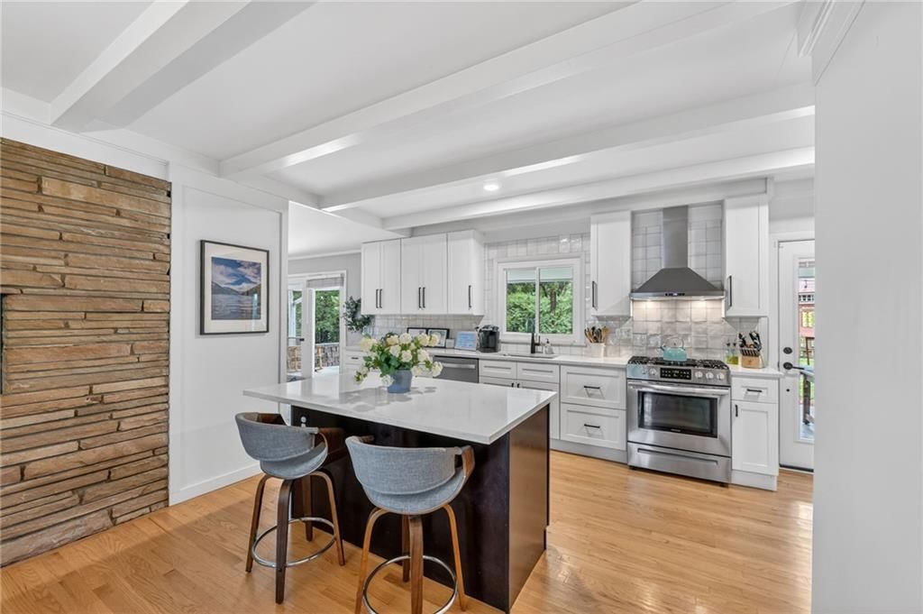 9501 Madison Avenue — photo 13
