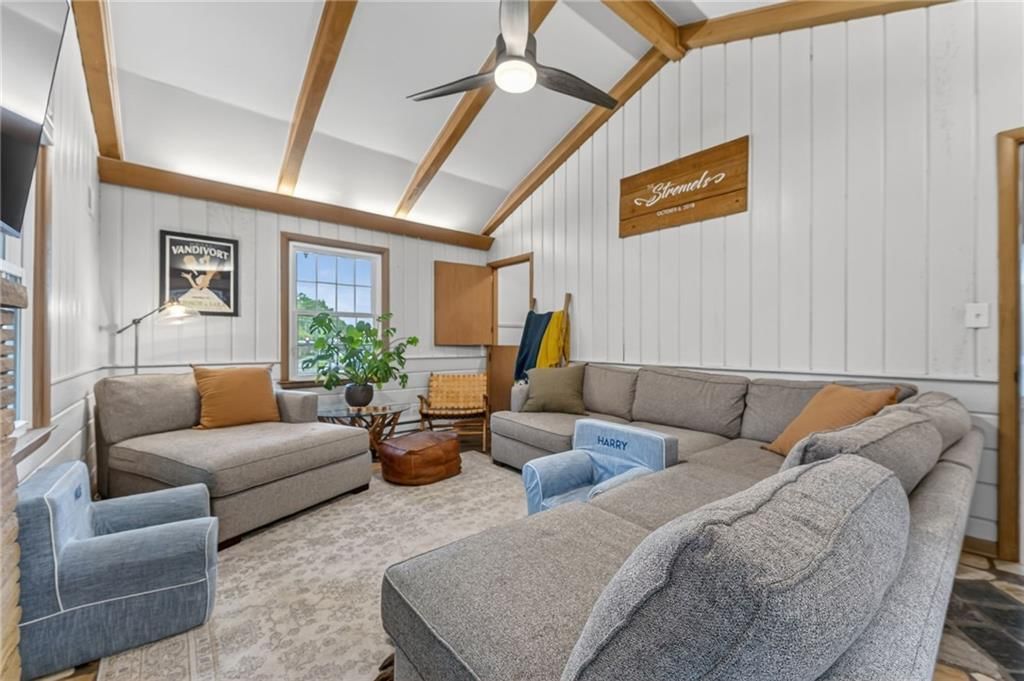 9501 Madison Avenue — photo 16
