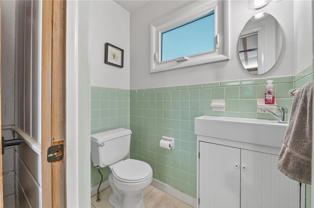 9501 Madison Avenue — photo 24