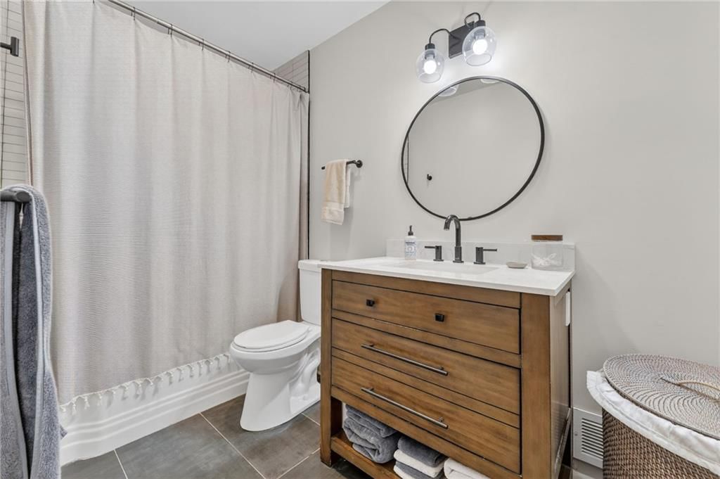 9501 Madison Avenue — photo 27