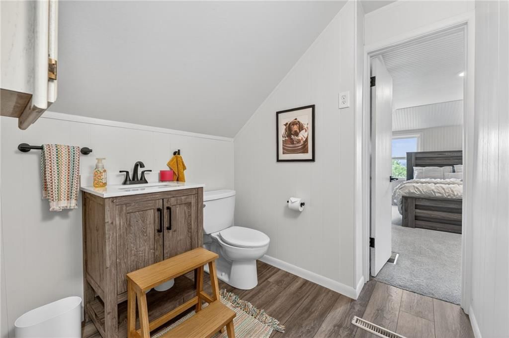 9501 Madison Avenue — photo 29