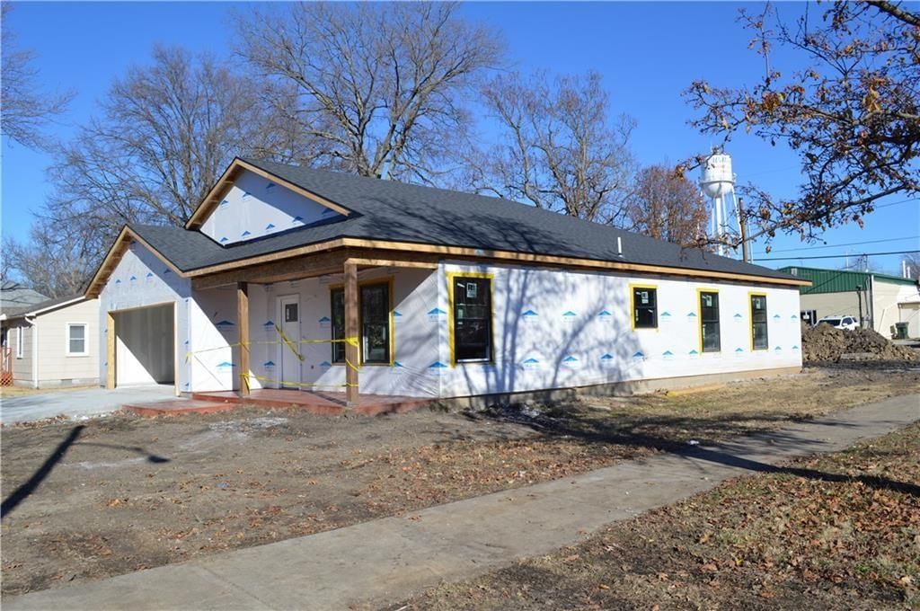 906 S Monroe Street — photo 1