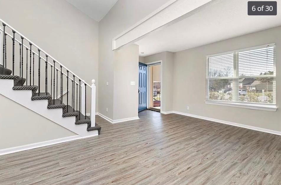 15914 W 123rd Street — photo 2