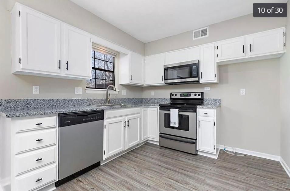 15914 W 123rd Street — photo 7