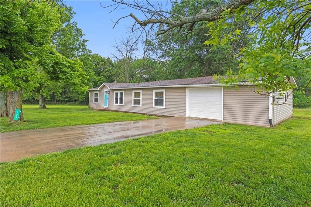125 Silver Shadow Lane — photo 3
