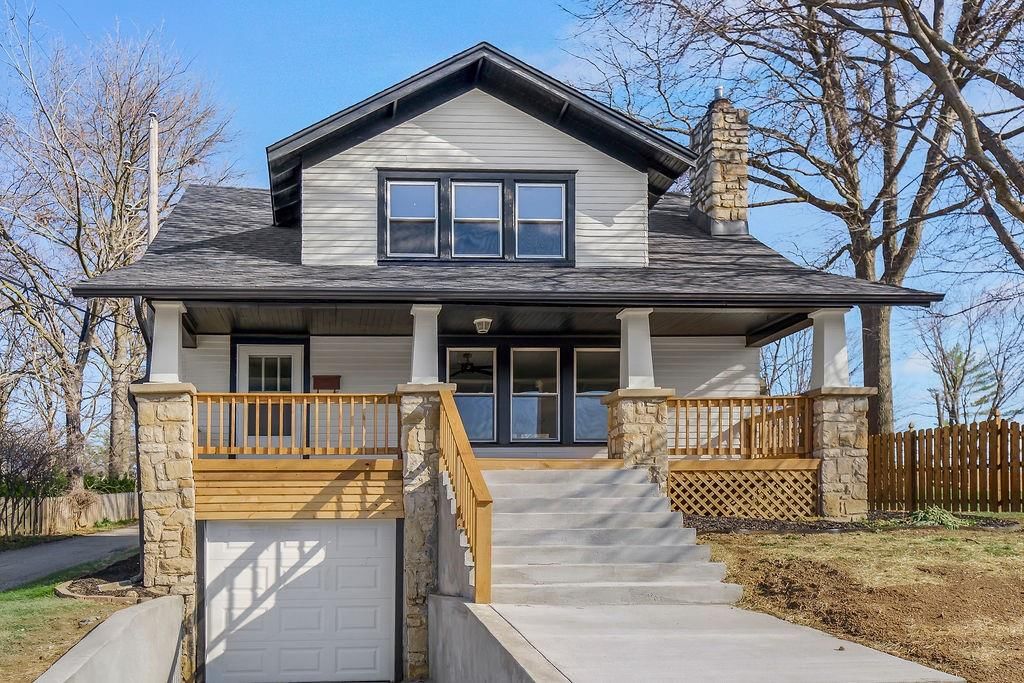 730 W College Street — photo 37