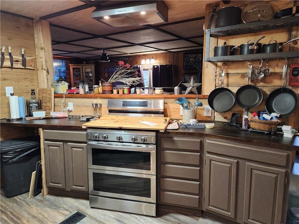 702 W Oak Street — photo 6