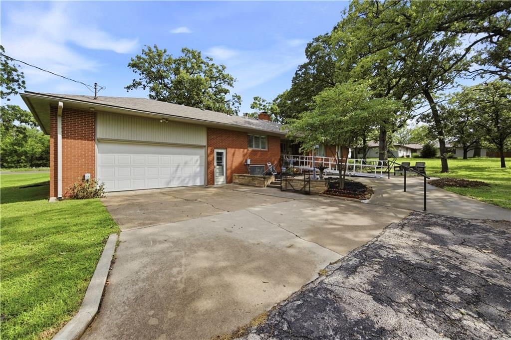 3401 US 75 Highway — photo 4