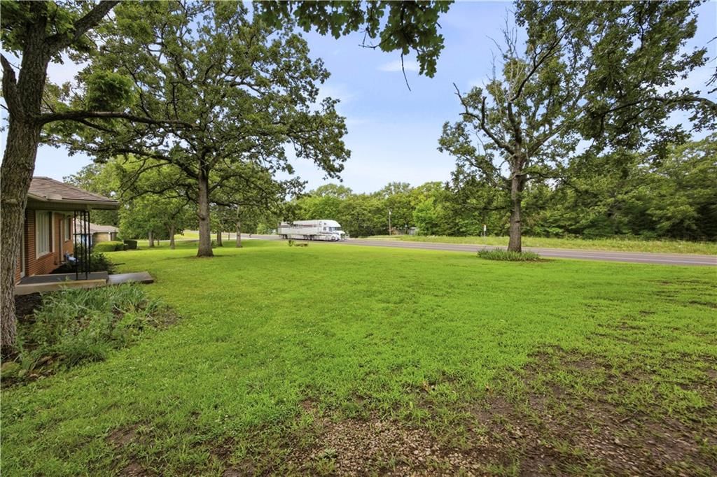 3401 US 75 Highway — photo 37