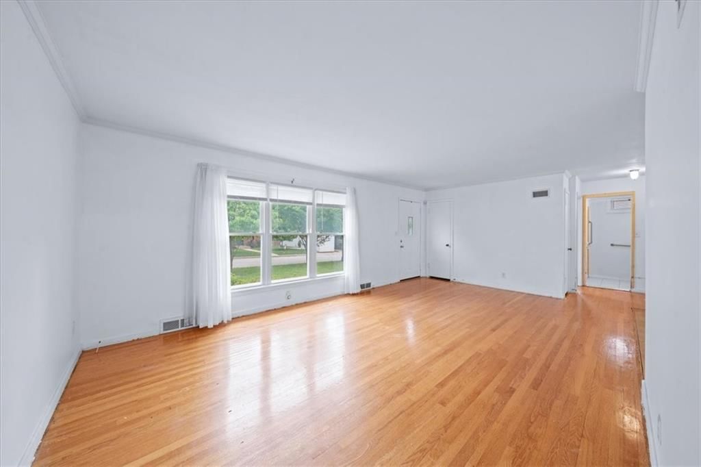 4732 Booth Street — photo 4
