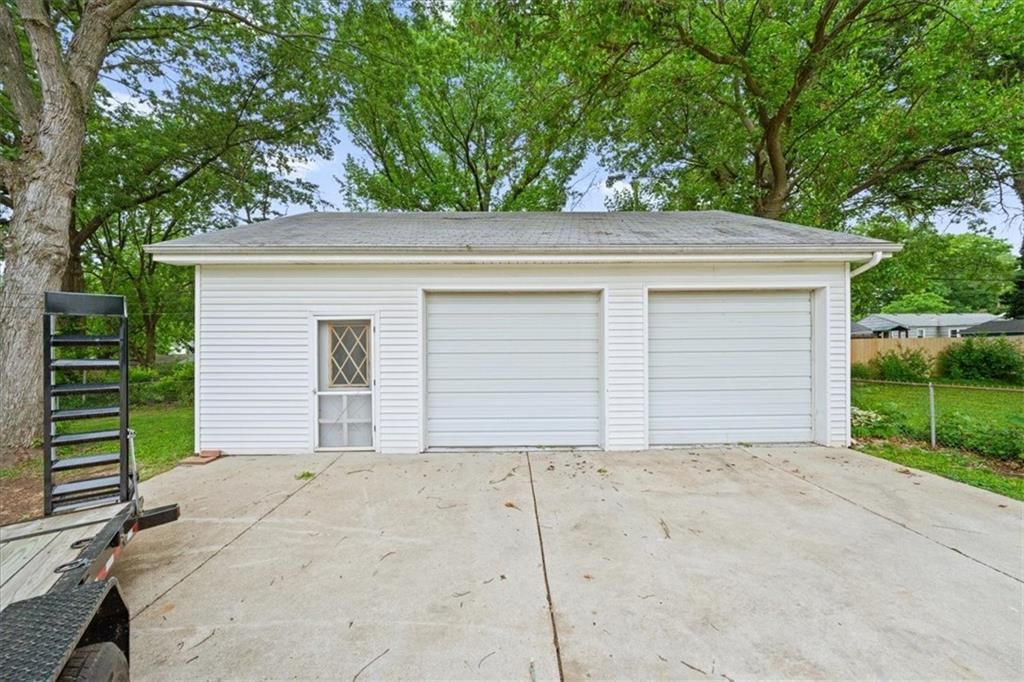 4732 Booth Street — photo 26