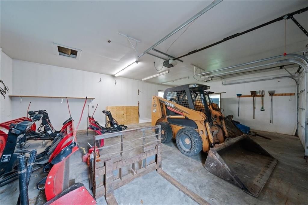 4732 Booth Street — photo 27