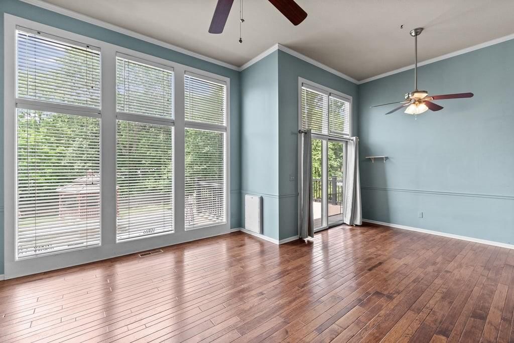 5820 Robinson Lane — photo 11