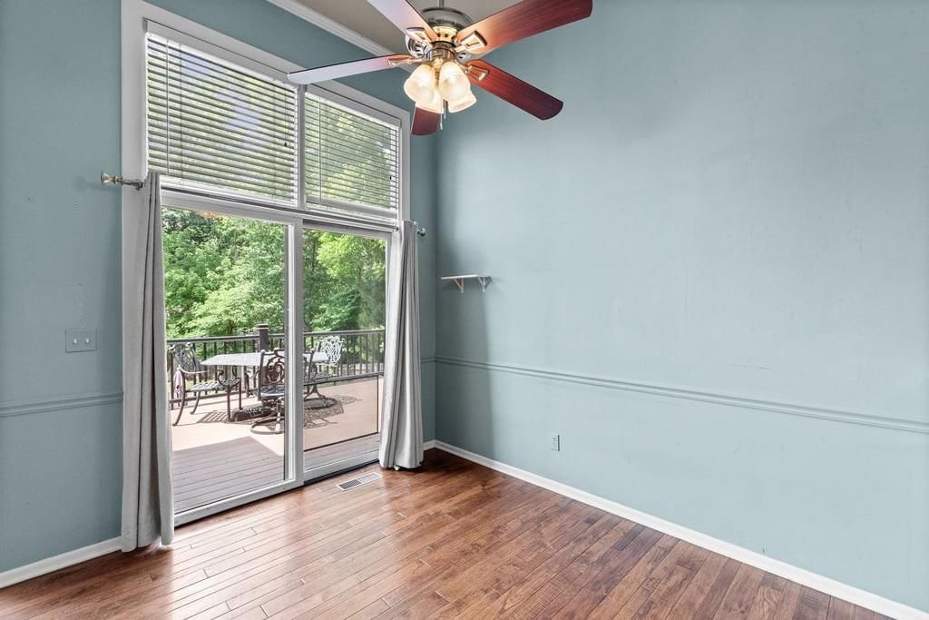 5820 Robinson Lane — photo 13