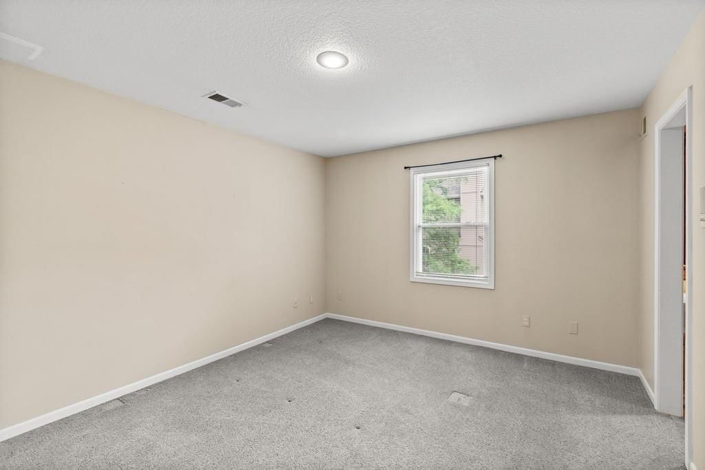 5820 Robinson Lane — photo 21