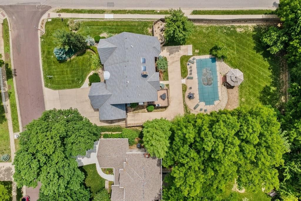 5820 Robinson Lane — photo 54
