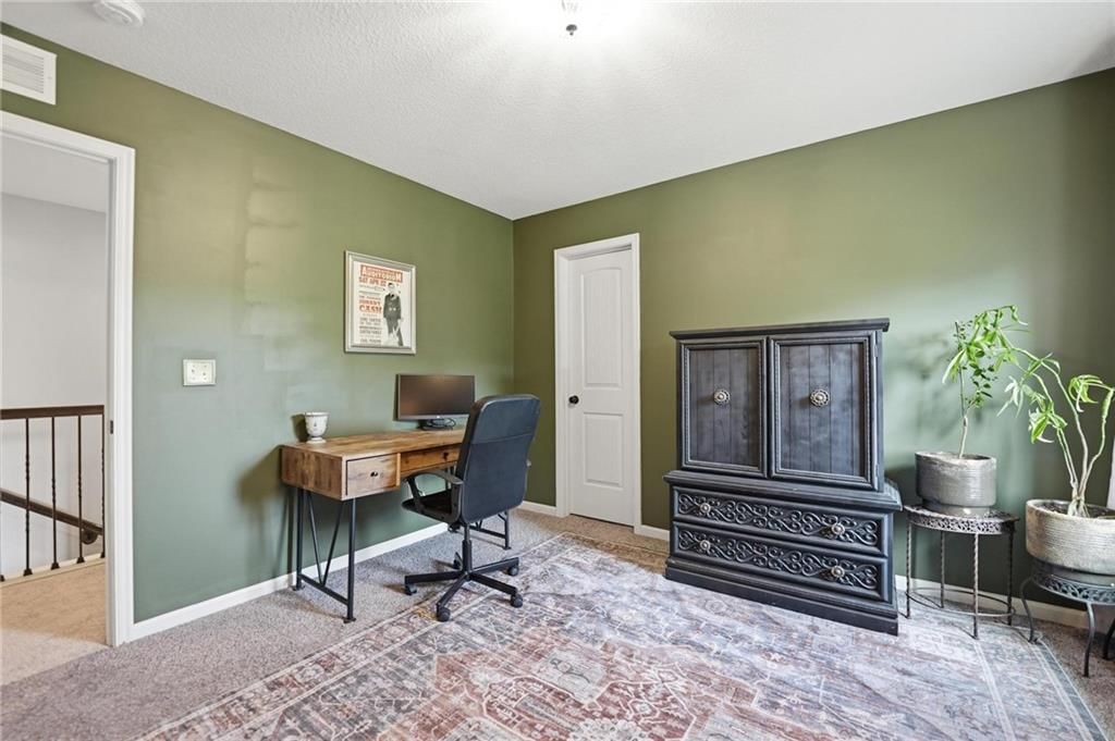 506 SW Lake Side Avenue — photo 38