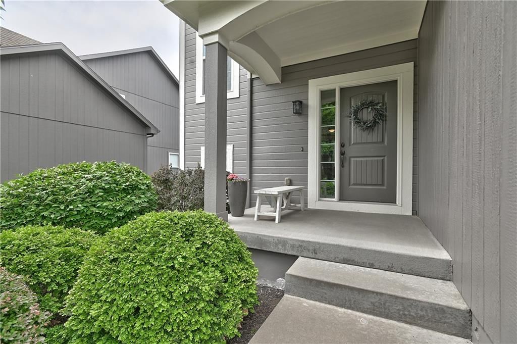 12450 S Crestone Street — photo 4