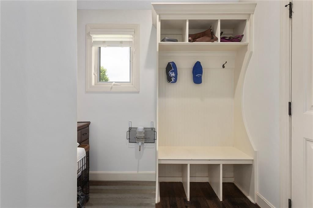 11260 S Whitehall Street — photo 16