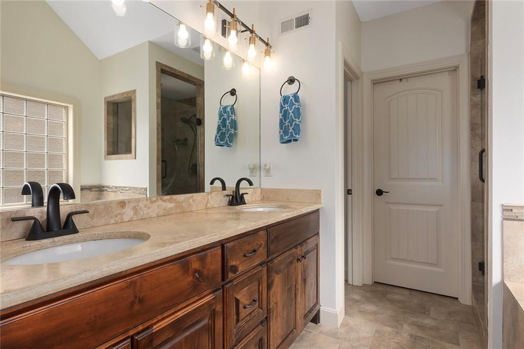 11260 S Whitehall Street — photo 20