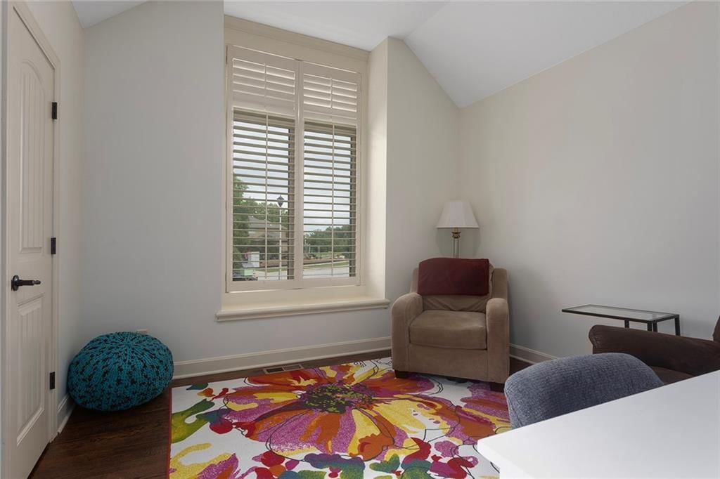 11260 S Whitehall Street — photo 22