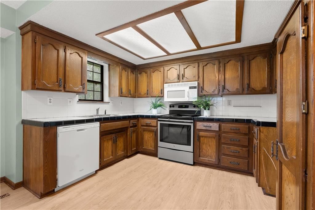 914 SE 7th Street — photo 10